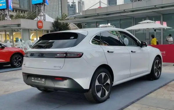 AITO M5-3