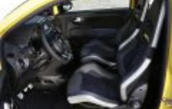 Abarth 595 (facelift 2016)-1
