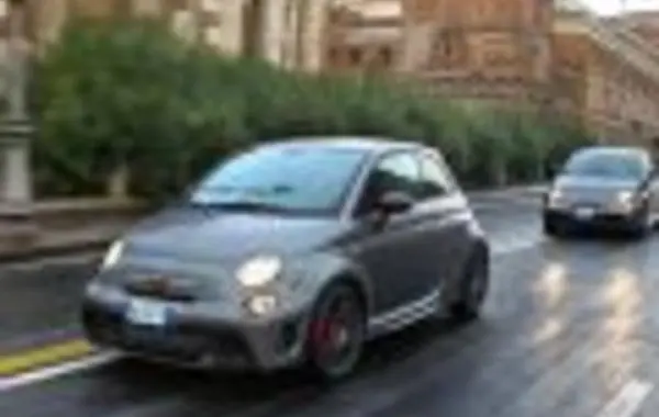 Abarth 695-2