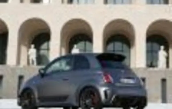 Abarth 695-8