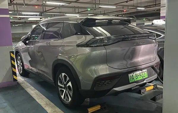 Aion LX Plus-8