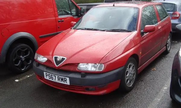 Alfa Romeo 145 (930)-1