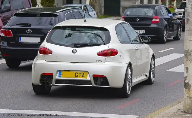 Alfa Romeo 147 GTA-5