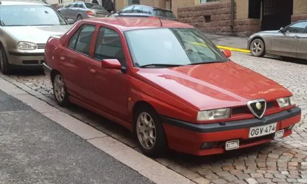 Alfa Romeo 155 (167)