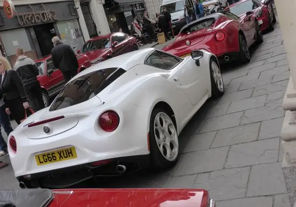 Alfa Romeo 4C-13