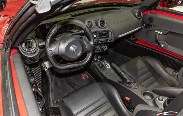 Alfa Romeo 4C Spider-5