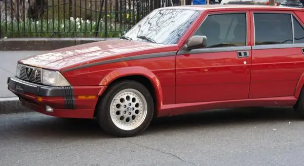 Alfa Romeo 75 (162 B)-1