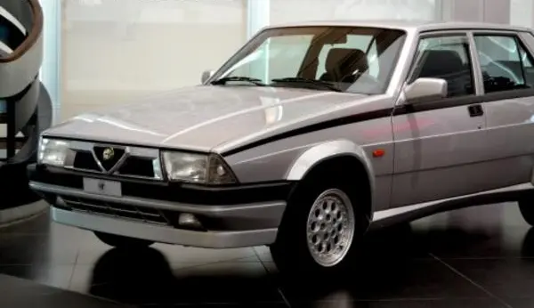 Alfa Romeo 75 (162 B, facelift 1988)