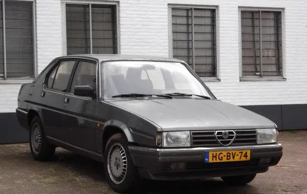 Alfa Romeo 90 (162)