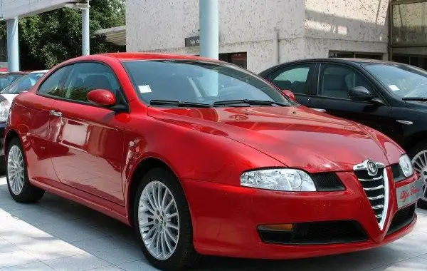 Alfa Romeo GT Coupe (937)