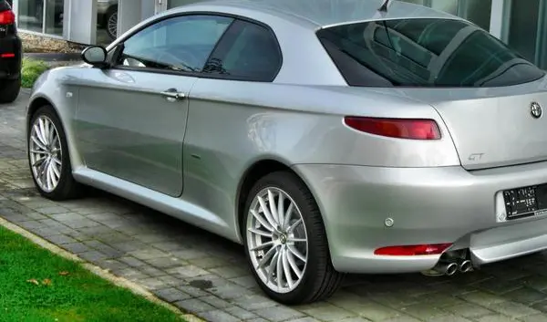Alfa Romeo GT Coupe (937)-8
