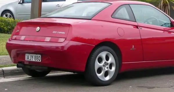 Alfa Romeo GTV (916)-8