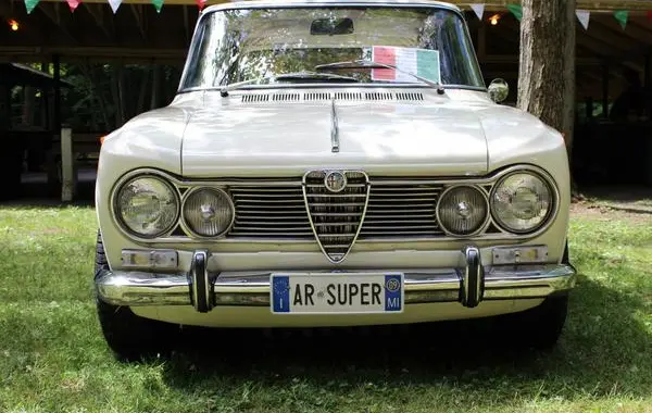 Alfa Romeo Giulia-5
