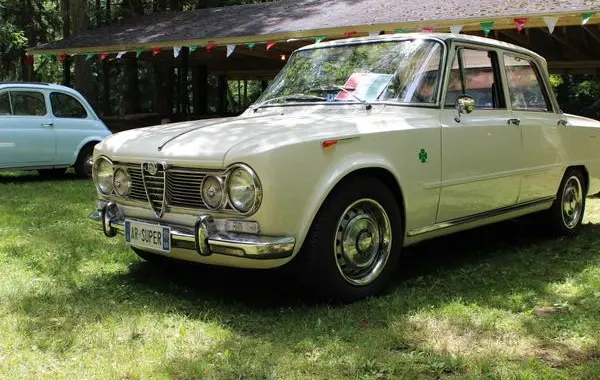 Alfa Romeo Giulia-3