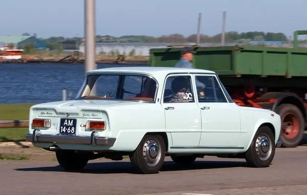 Alfa Romeo Giulia-7