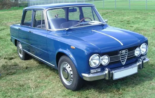 Alfa Romeo Giulia-1
