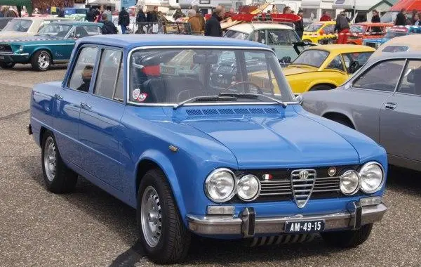 Alfa Romeo Giulia-0
