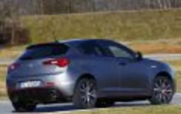 Alfa Romeo Giulietta (Type 940 facelift 2016)-7