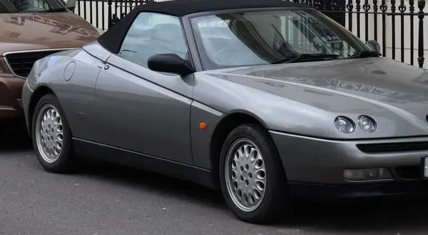 Alfa Romeo Spider (916)-2