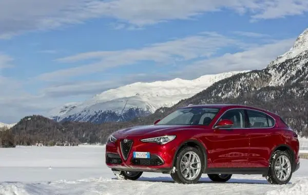 Alfa Romeo Stelvio (949)