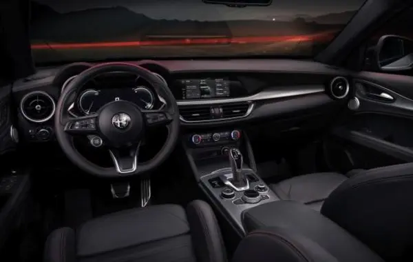 Alfa Romeo Stelvio (949, facelift 2022)-5