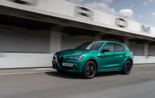 Alfa Romeo Stelvio (949, facelift 2022)