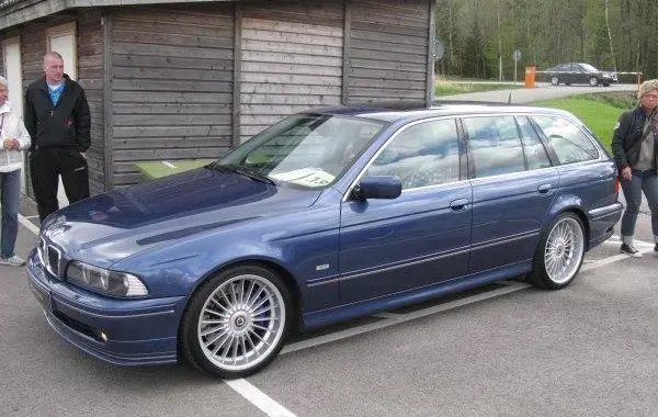 Alpina B10 Touring (E39)