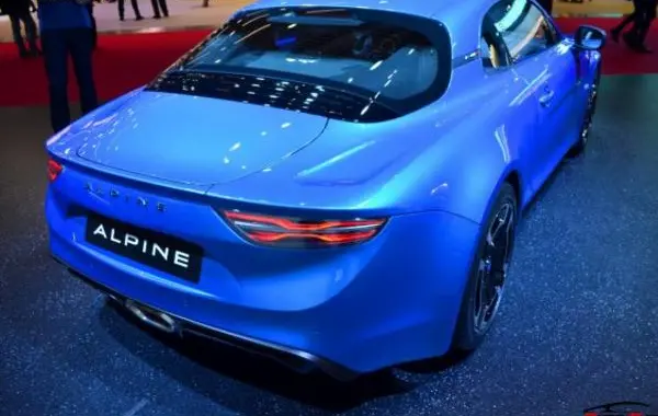 Alpine A110 (2017)-2
