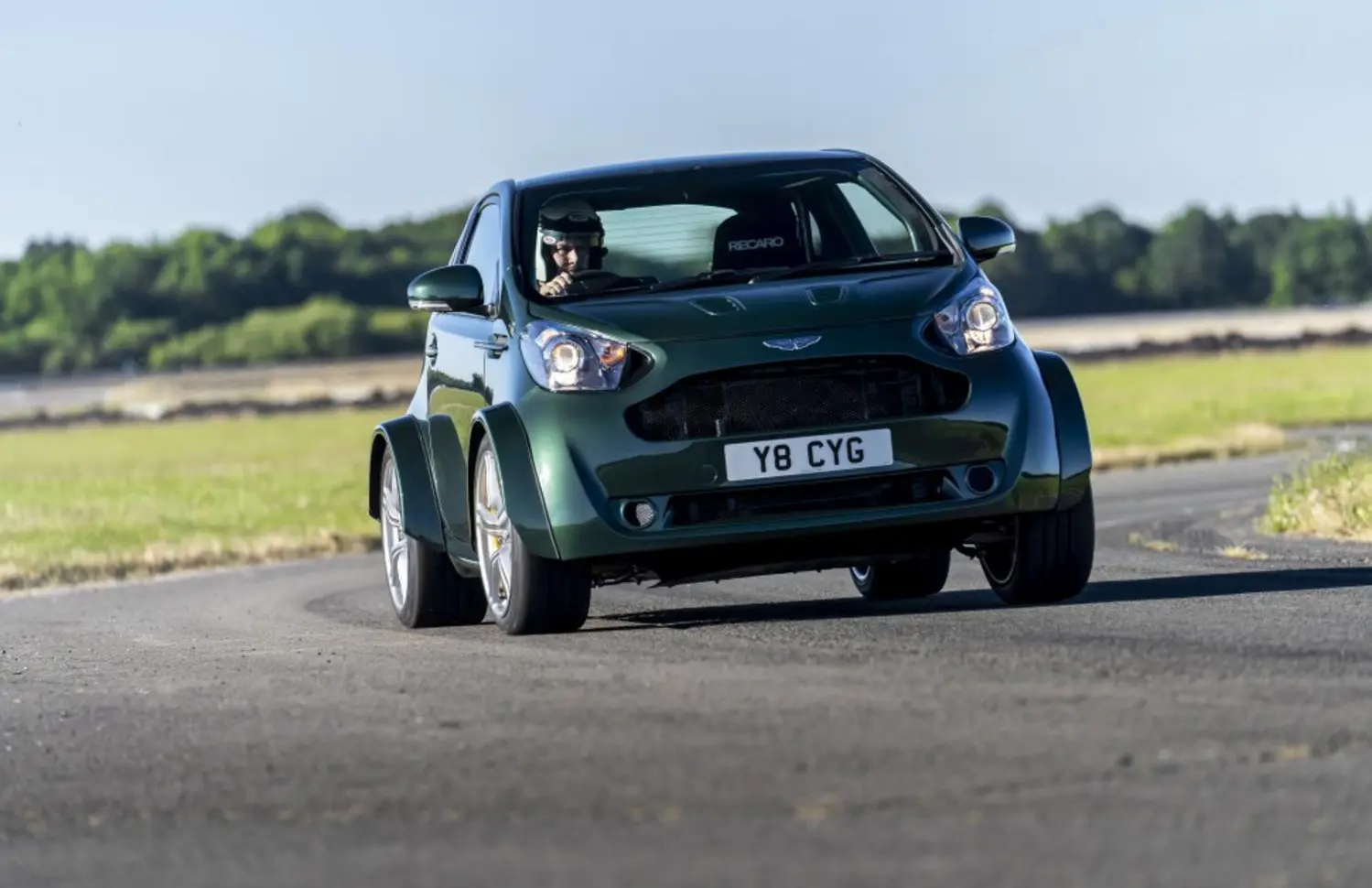 Aston Martin Cygnet V8-0