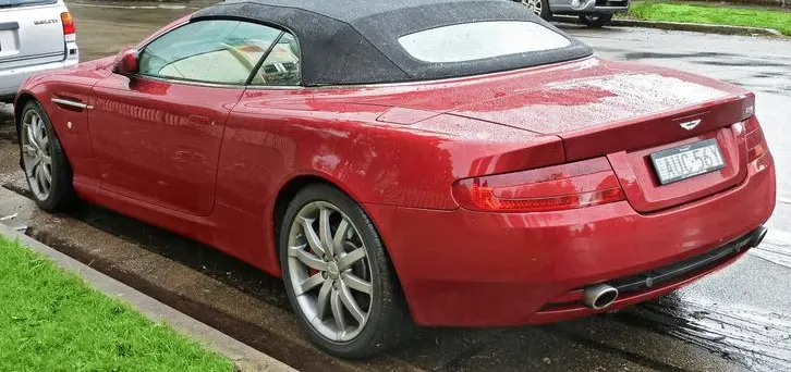 Aston Martin DB9 Volante-5