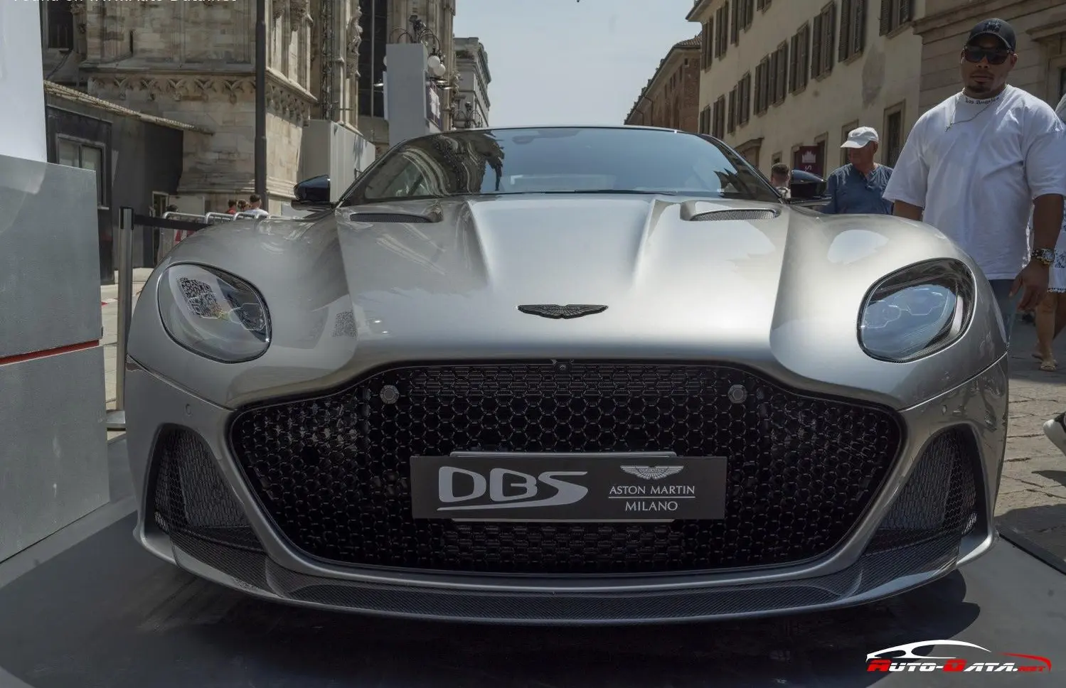 Aston Martin DBS Superleggera-5