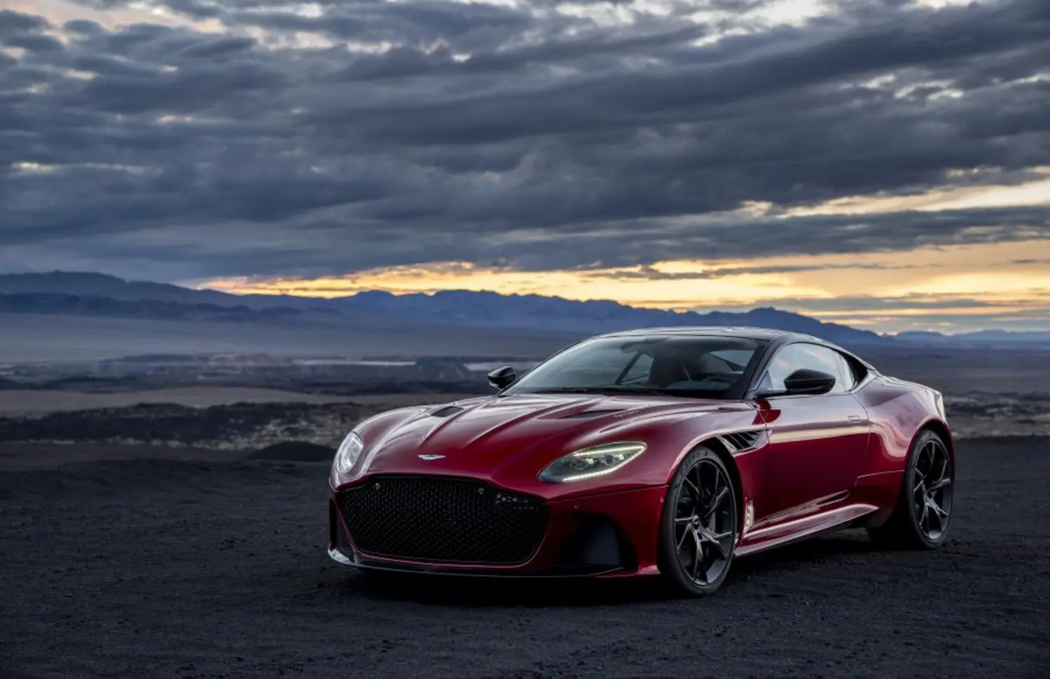 Aston Martin DBS Superleggera-8