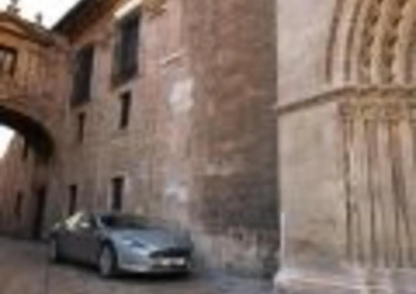 Aston Martin Rapide-7