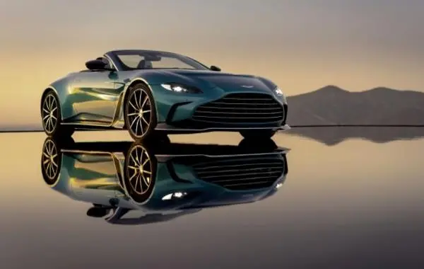 Aston Martin V12 Vantage Roadster