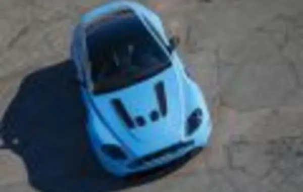 Aston Martin V12 Vantage-3