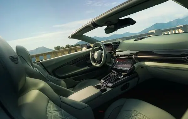 Aston Martin Vanquish III Volante-5
