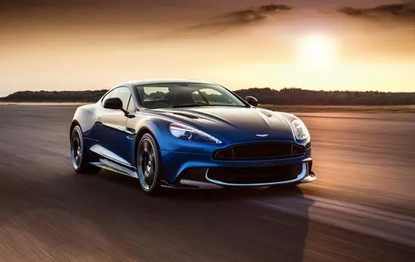 Aston Martin Vanquish S II-5