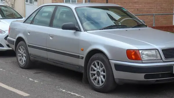 Audi 100 (4A,C4)-1
