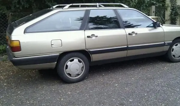 Audi 200 Avant (C3, Typ 44,44Q)-2