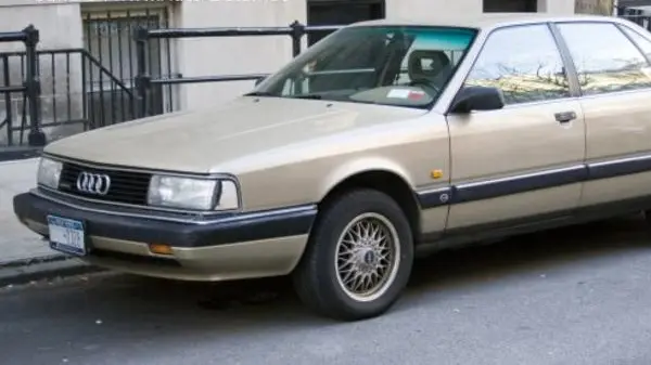 Audi 200 (C3, Typ 44,44Q)