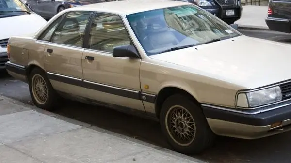 Audi 200 (C3, Typ 44,44Q)-1