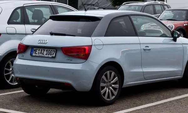 Audi A1 (8X)-4