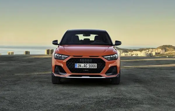 Audi A1 citycarver (GB)-0