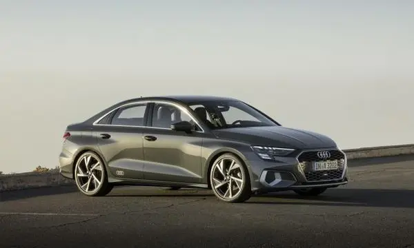 Audi A3 Sedan (8Y)-4