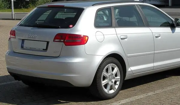 Audi A3 Sportback (8PA, facelift 2008)-0