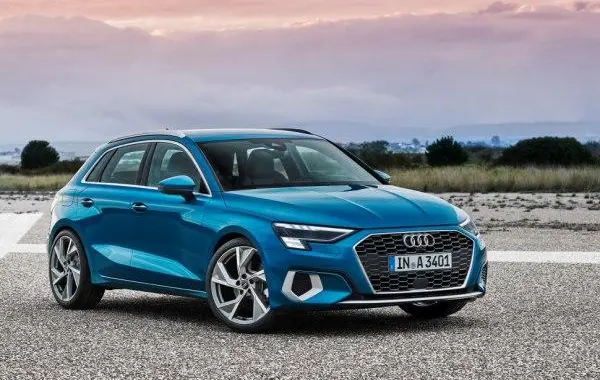 Audi A3 Sportback (8Y)