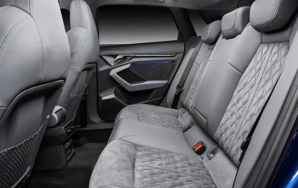 Audi A3 Sportback (8Y)-8