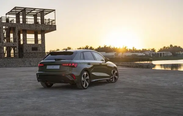 Audi A3 Sportback (8Y, facelift 2024)-1
