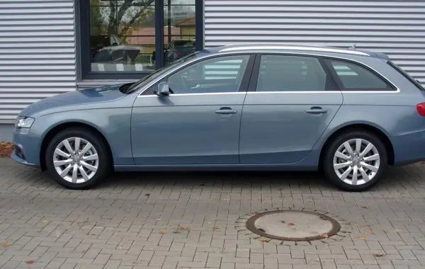 Audi A4 Avant (B8 8K)-4