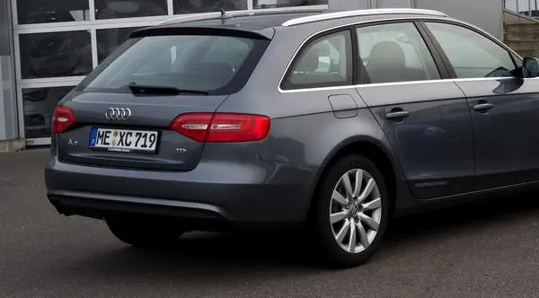 Audi A4 Avant (B8 8K, facelift 2011)-9
